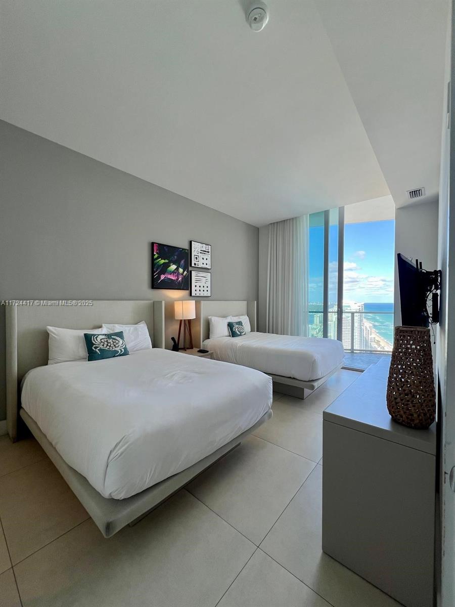 4111 SOUTH OCEAN DRIVE CO - Residential