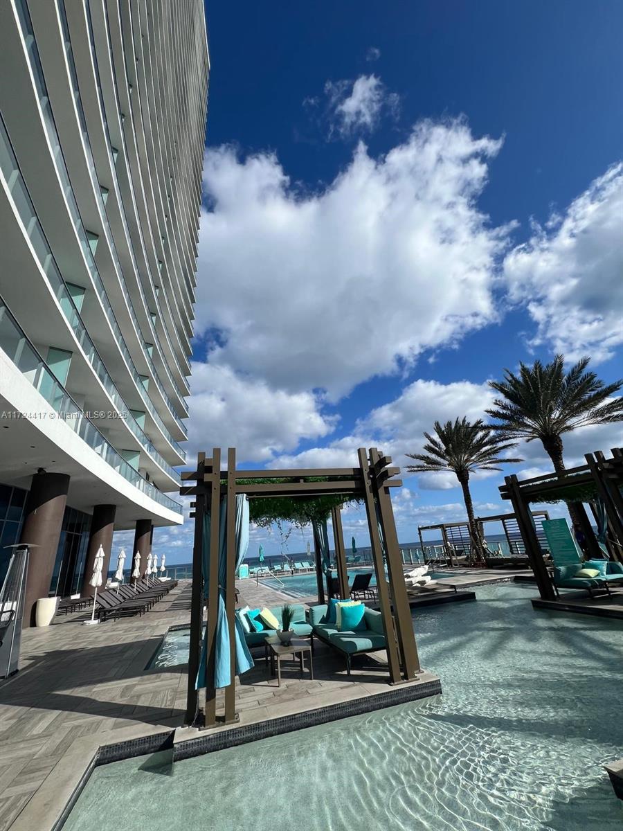 4111 SOUTH OCEAN DRIVE CO - Residential
