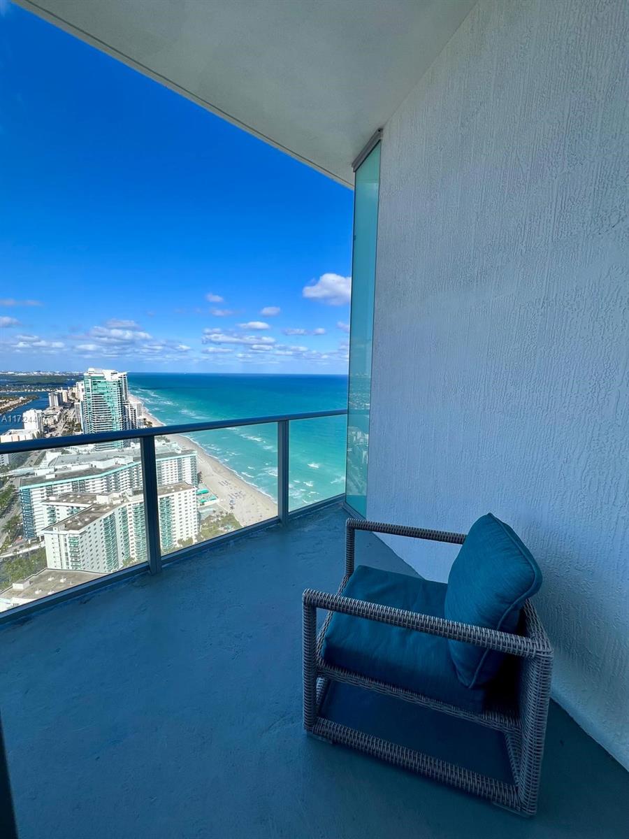 4111 SOUTH OCEAN DRIVE CO - Residential