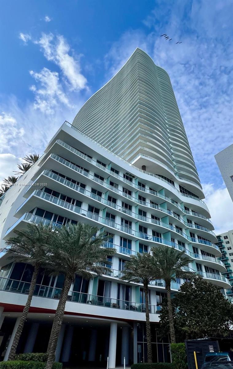 4111 SOUTH OCEAN DRIVE CO - Residential