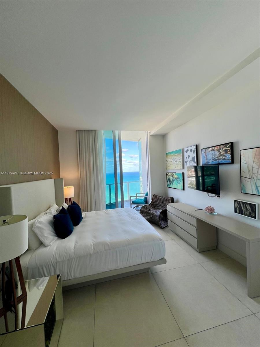 4111 SOUTH OCEAN DRIVE CO - Residential