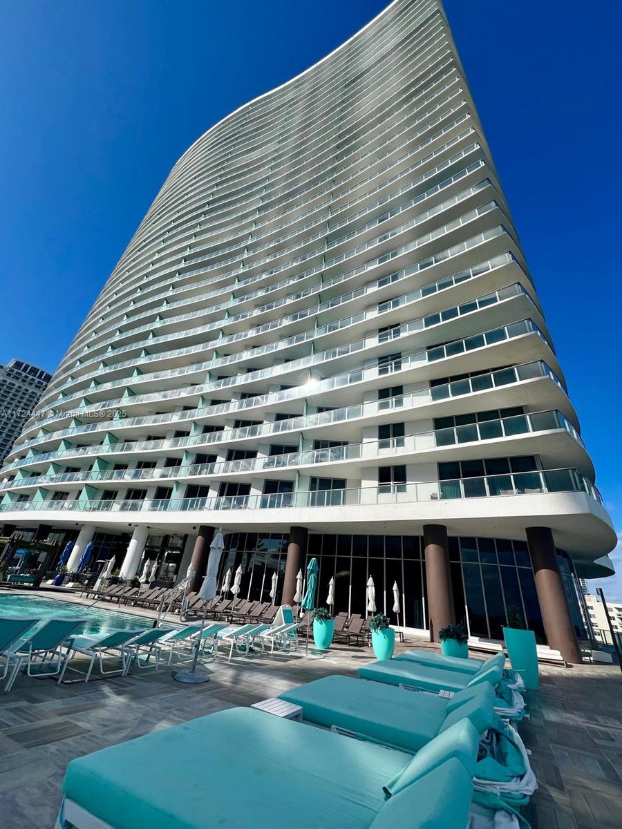 4111 SOUTH OCEAN DRIVE CO - Residential