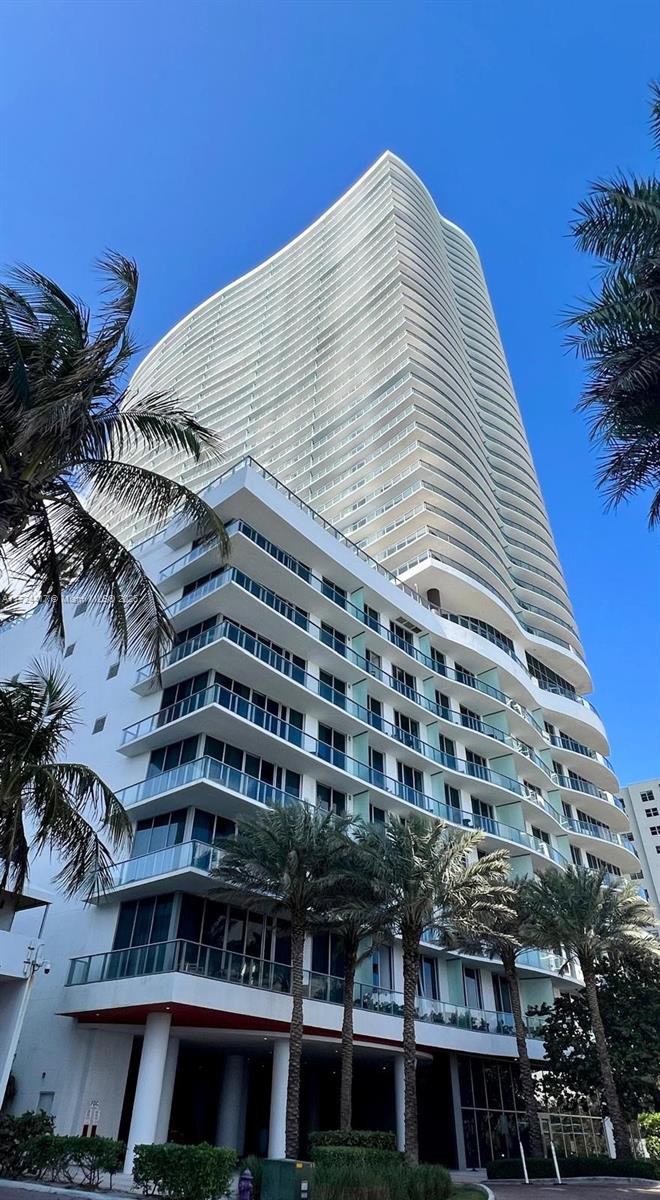 4111 SOUTH OCEAN DRIVE CO - Residential