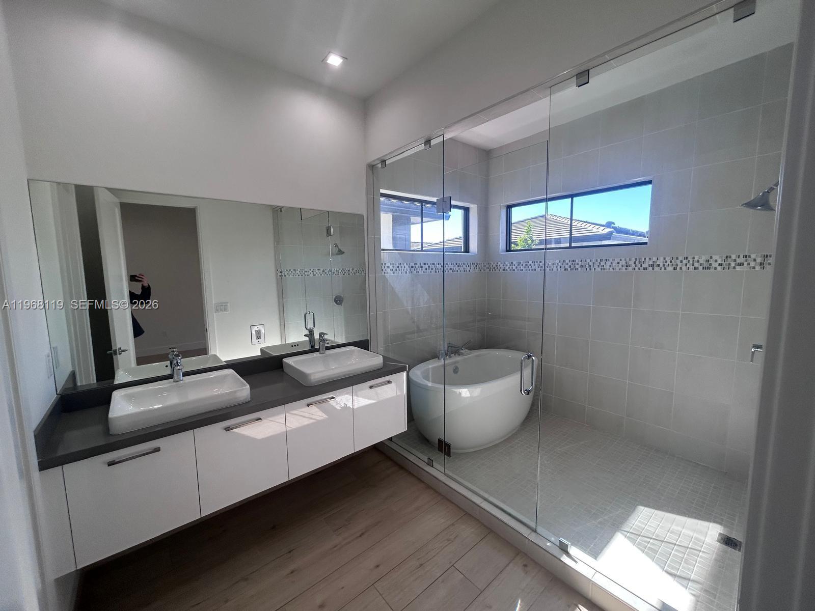 CANARIAS EAST - Residential