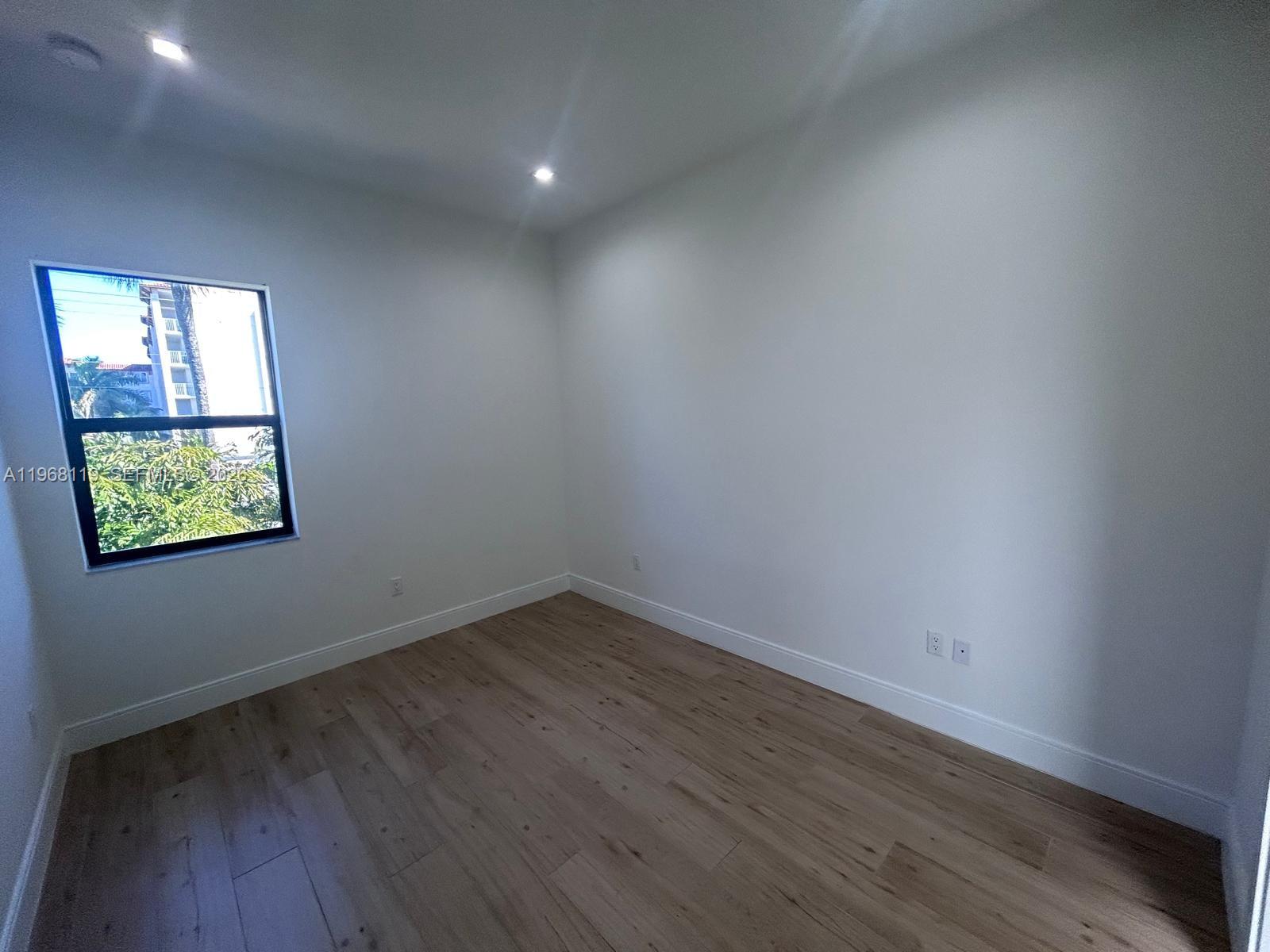 CANARIAS EAST - Residential