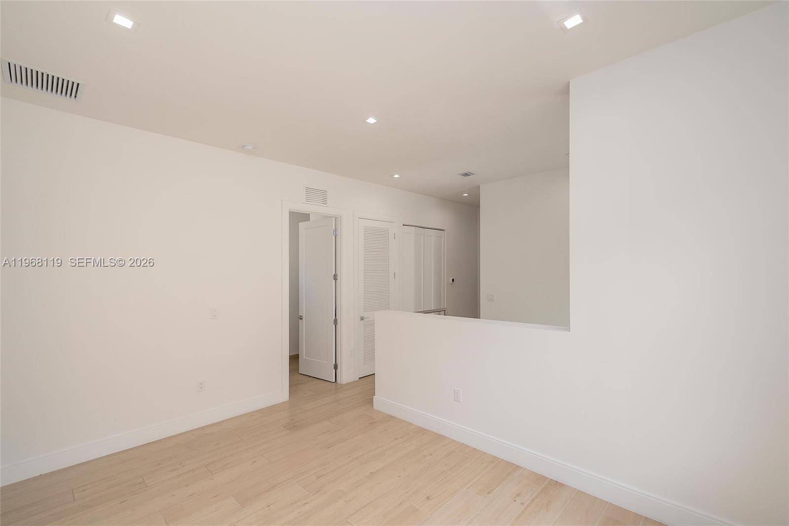 CANARIAS EAST - Residential