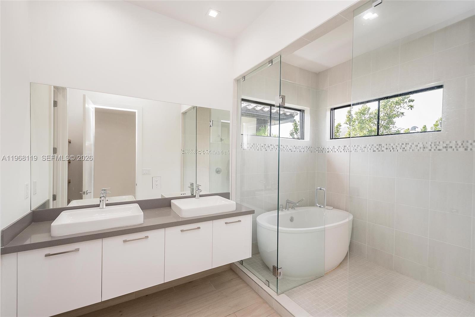 CANARIAS EAST - Residential