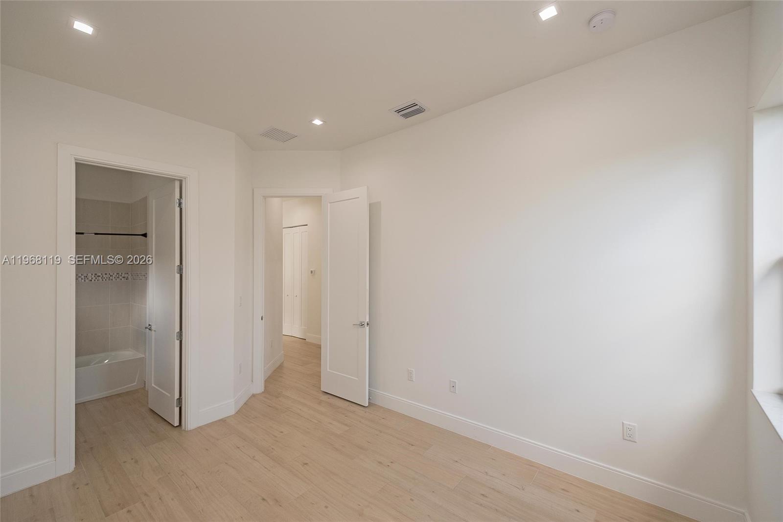 CANARIAS EAST - Residential