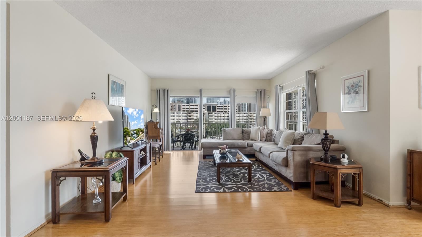 View photos, virtual tours, details... 300 Bayview Dr 315