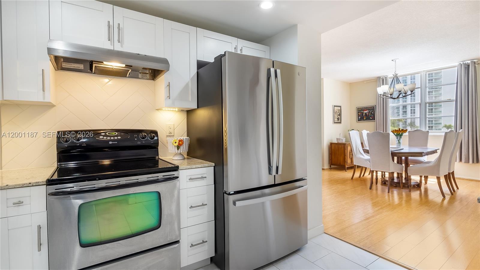 ARLEN HOUSE CONDO - Residential