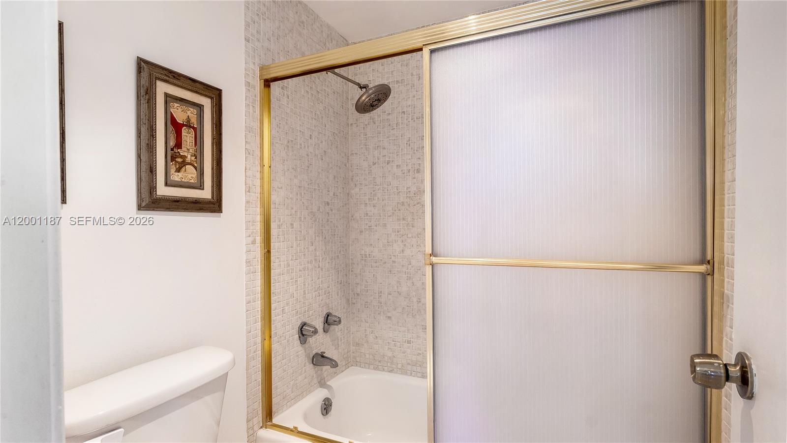 ARLEN HOUSE CONDO - Residential