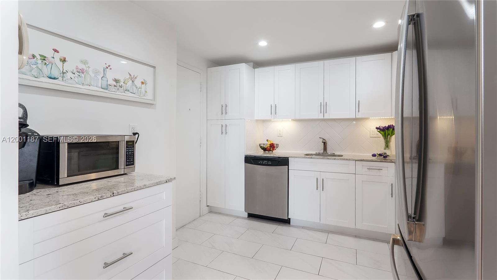 ARLEN HOUSE CONDO - Residential