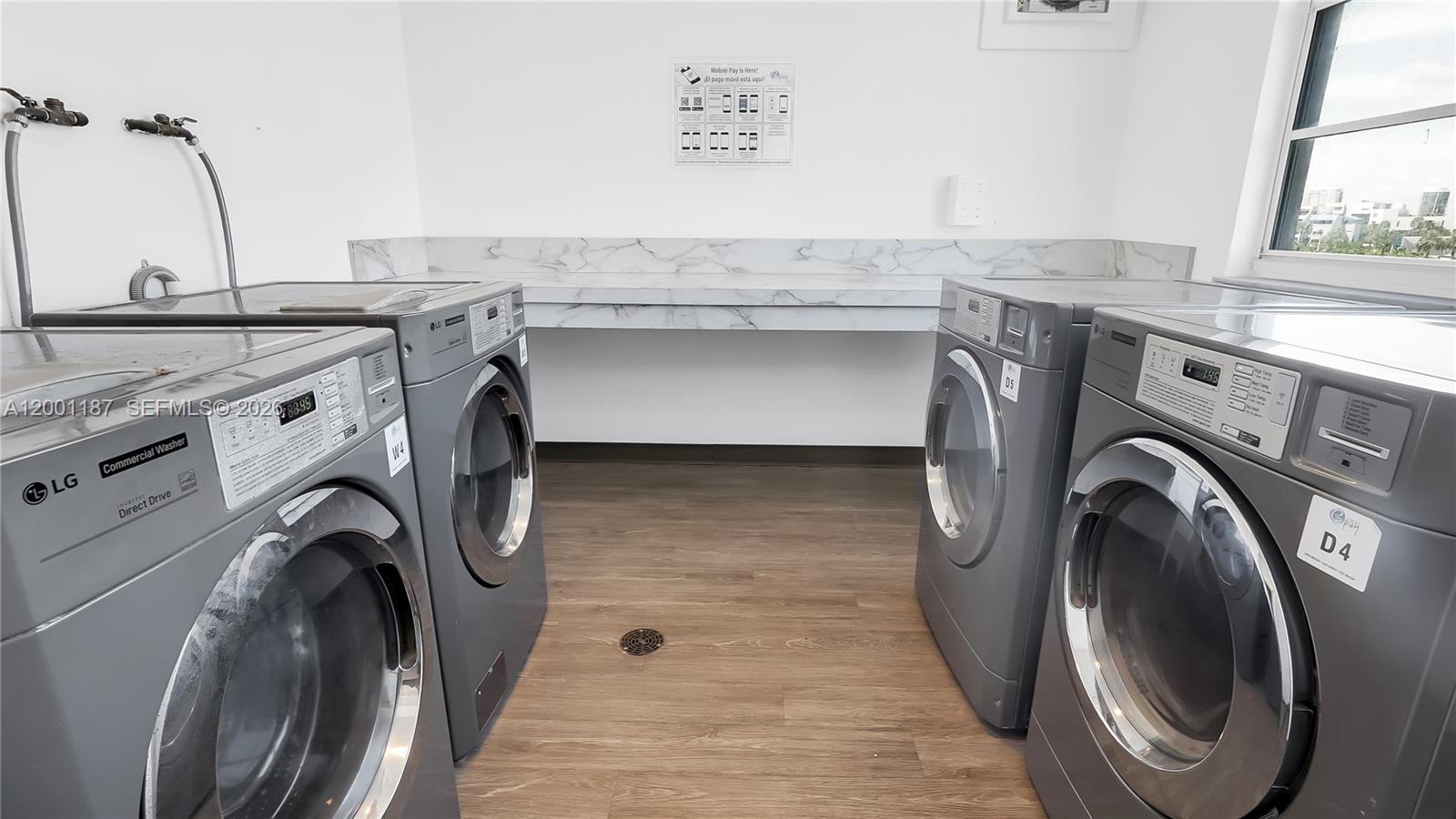 ARLEN HOUSE CONDO - Residential