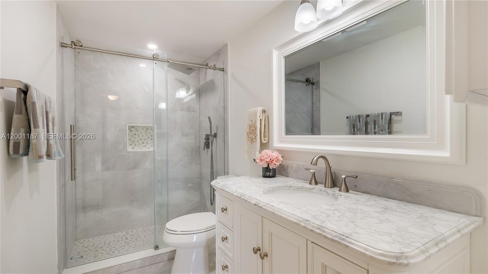 ARLEN HOUSE CONDO - Residential