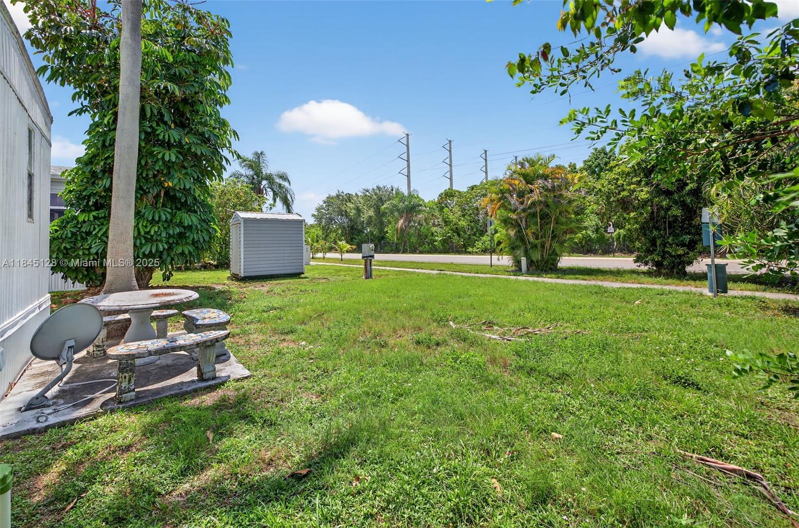 RAVENSWOOD NORTH - Residential