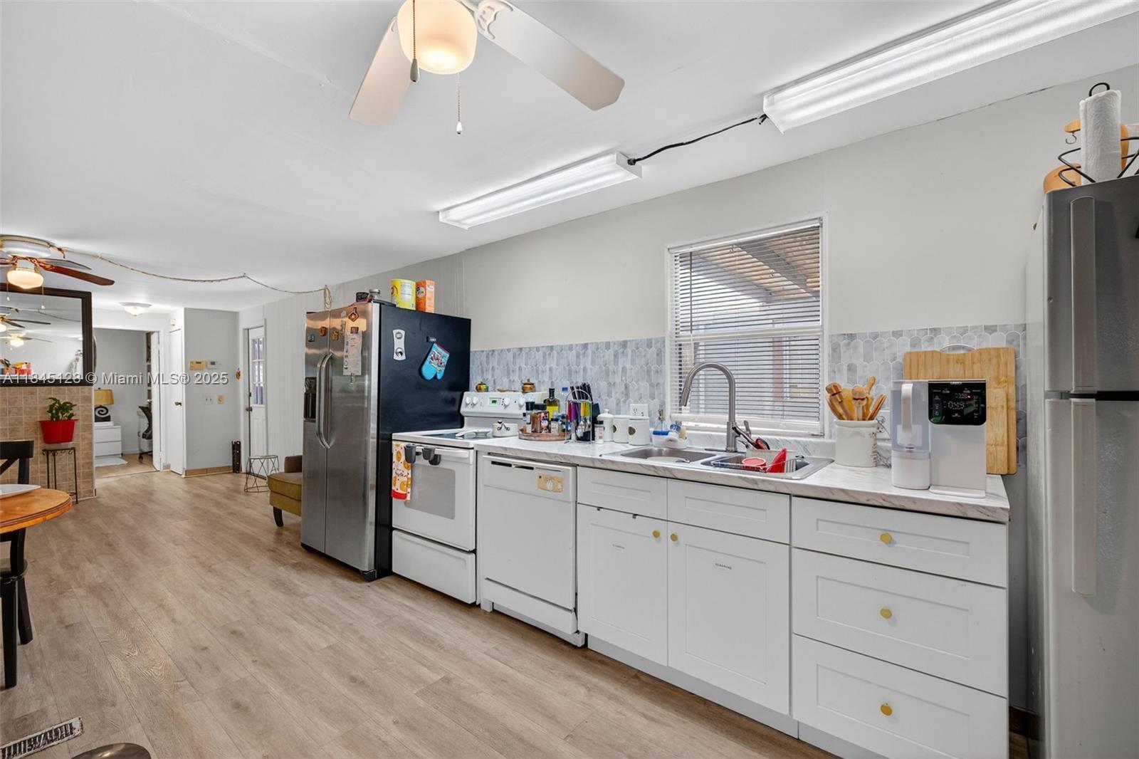 RAVENSWOOD NORTH - Residential