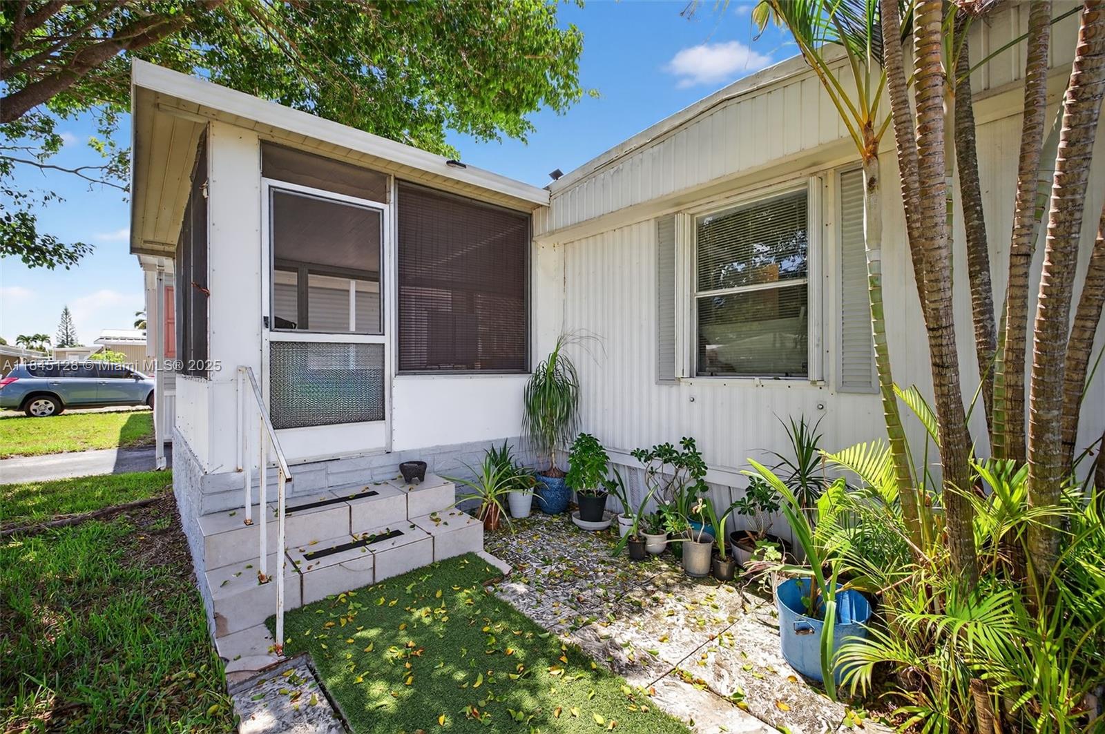 RAVENSWOOD NORTH - Residential