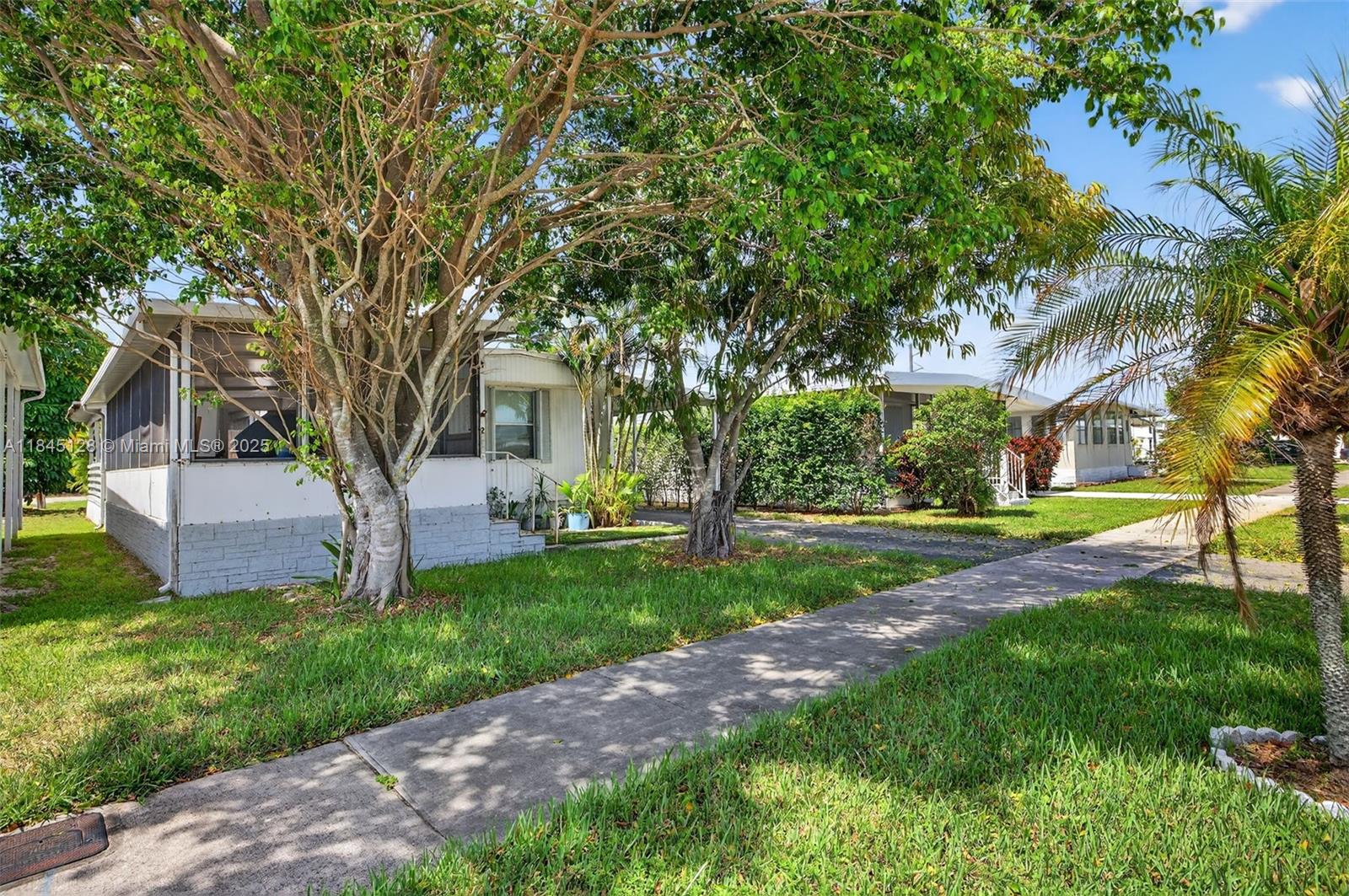 RAVENSWOOD NORTH - Residential