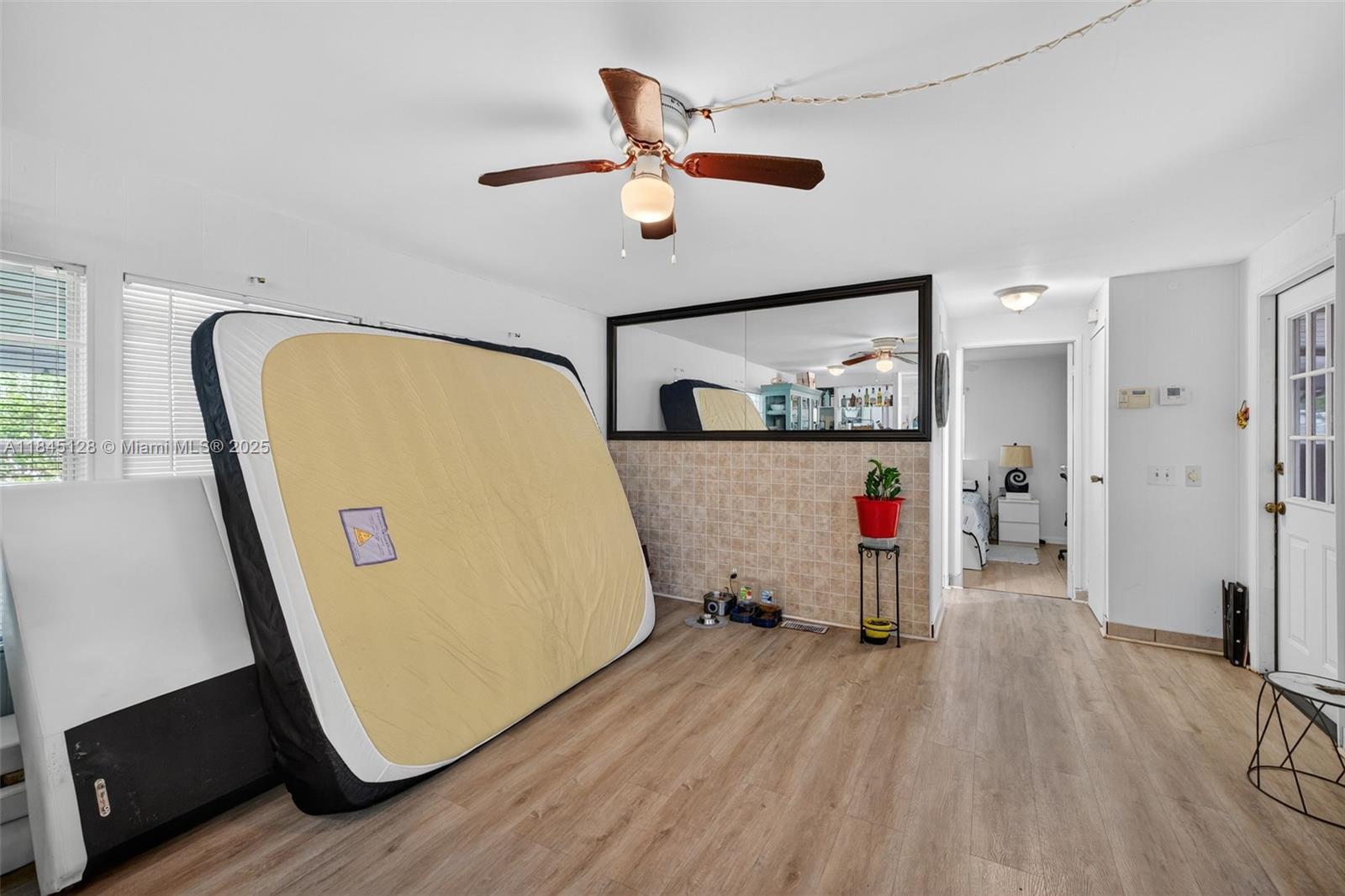 RAVENSWOOD NORTH - Residential