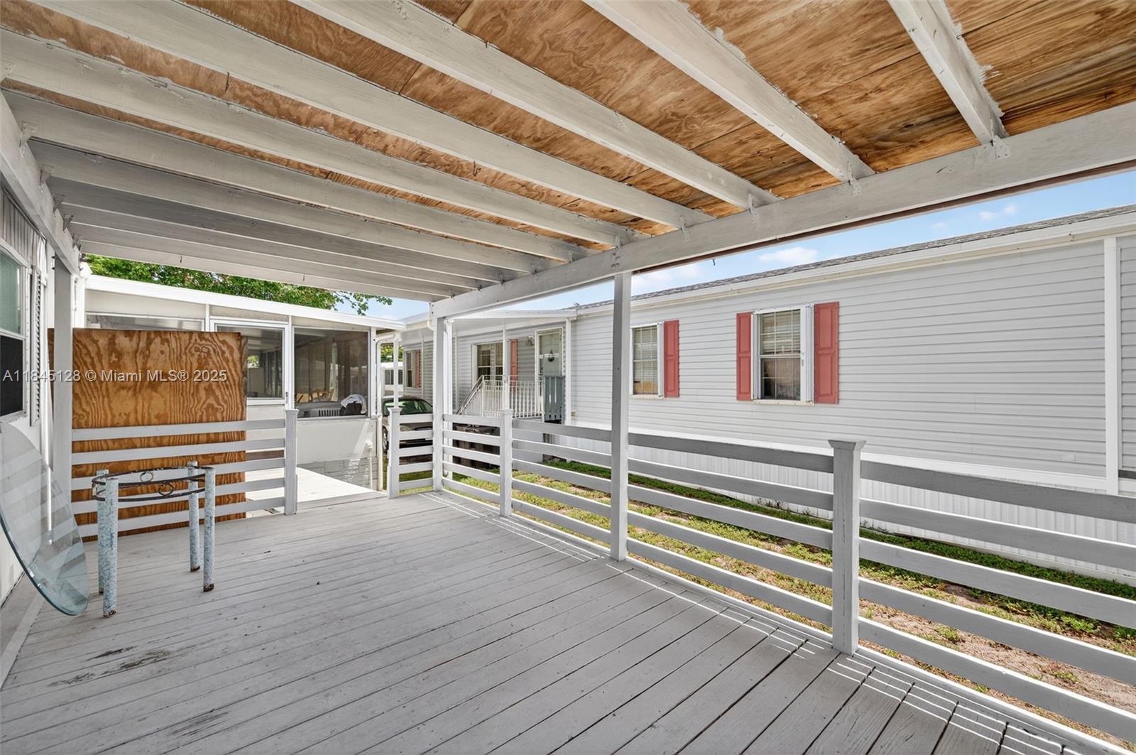 RAVENSWOOD NORTH - Residential