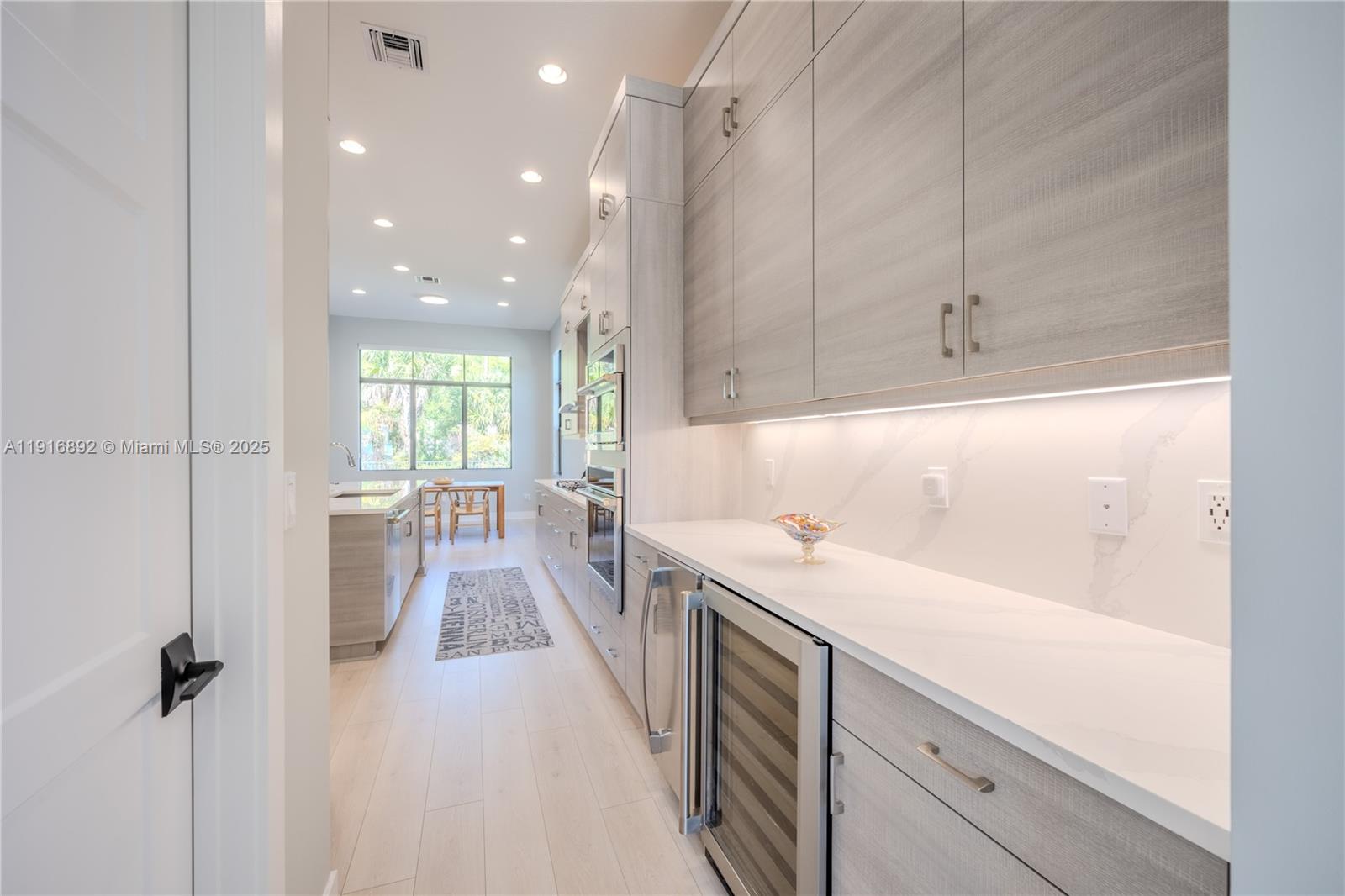 ARTISTRY REPLAT - Residential