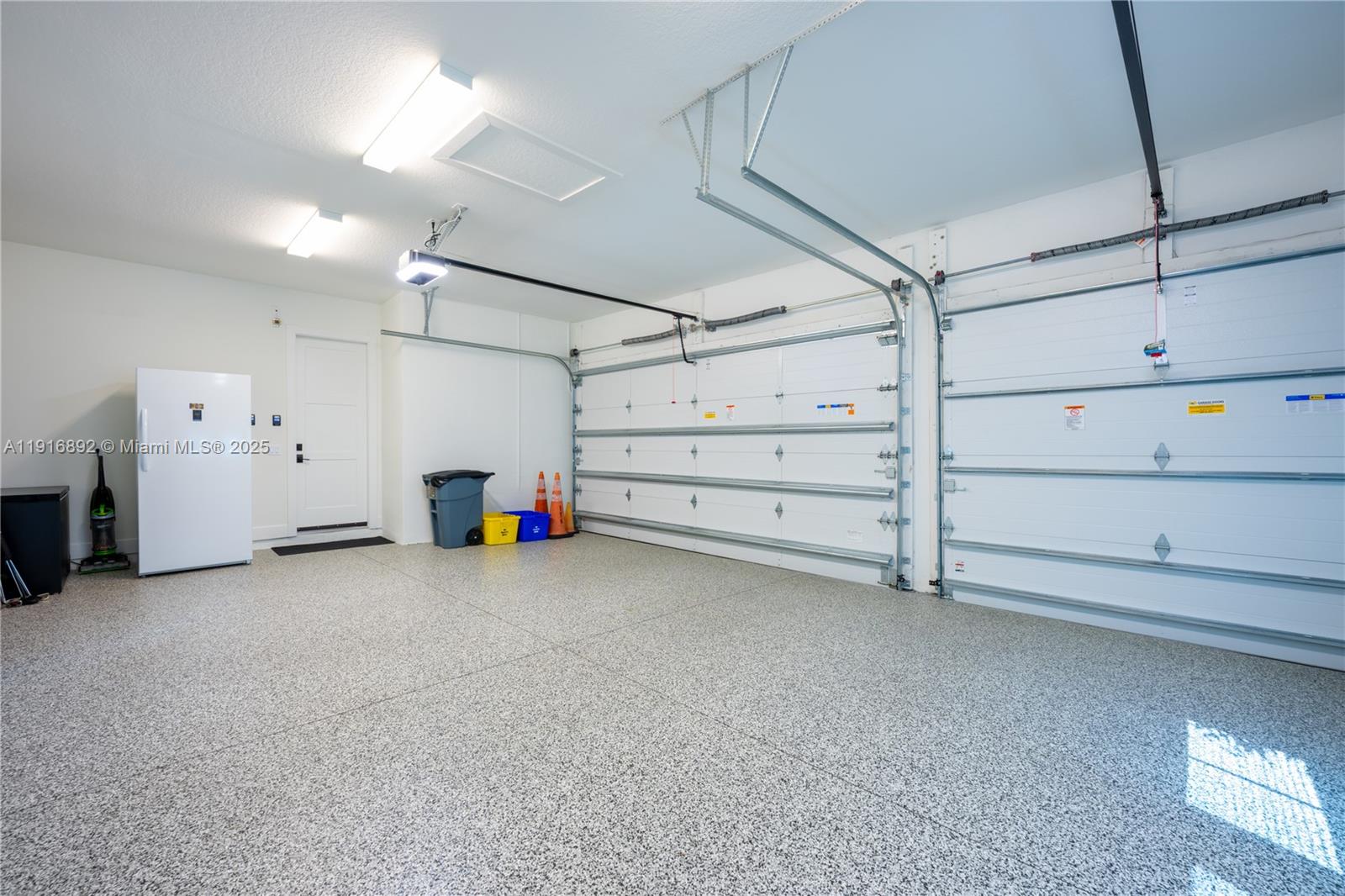 ARTISTRY REPLAT - Residential