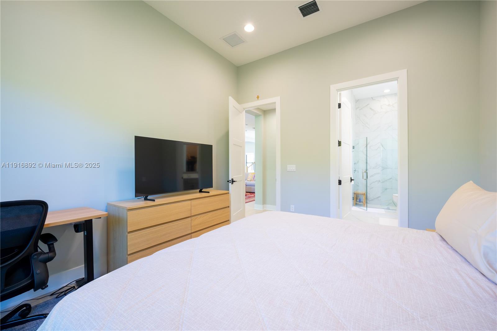 ARTISTRY REPLAT - Residential