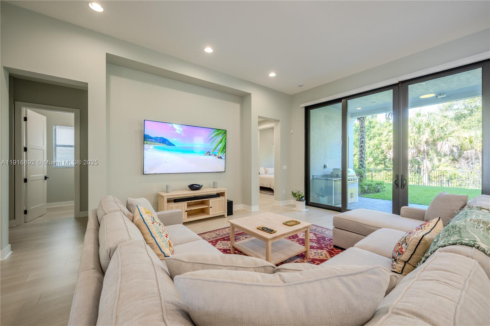 ARTISTRY REPLAT - Residential