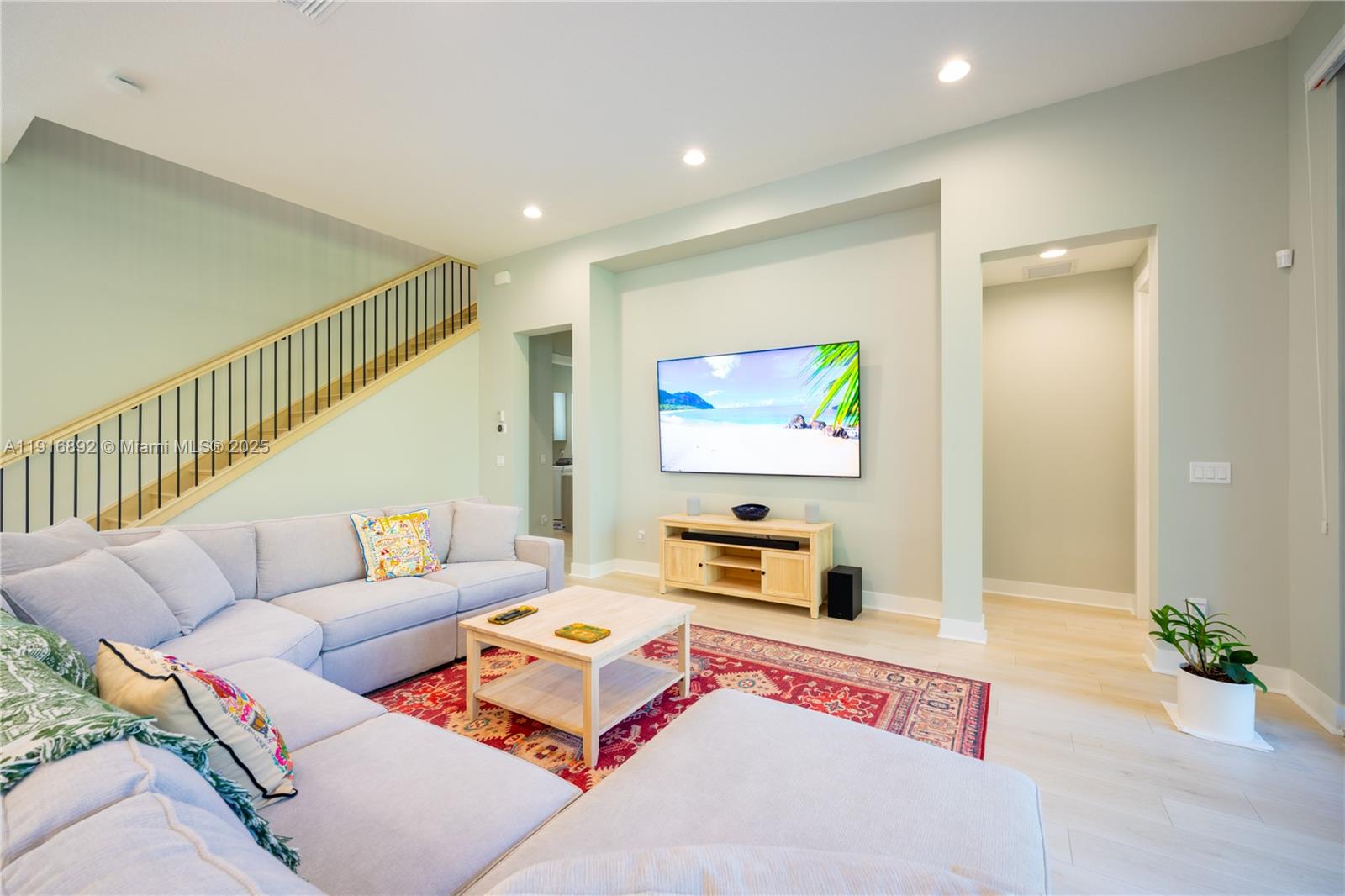 ARTISTRY REPLAT - Residential