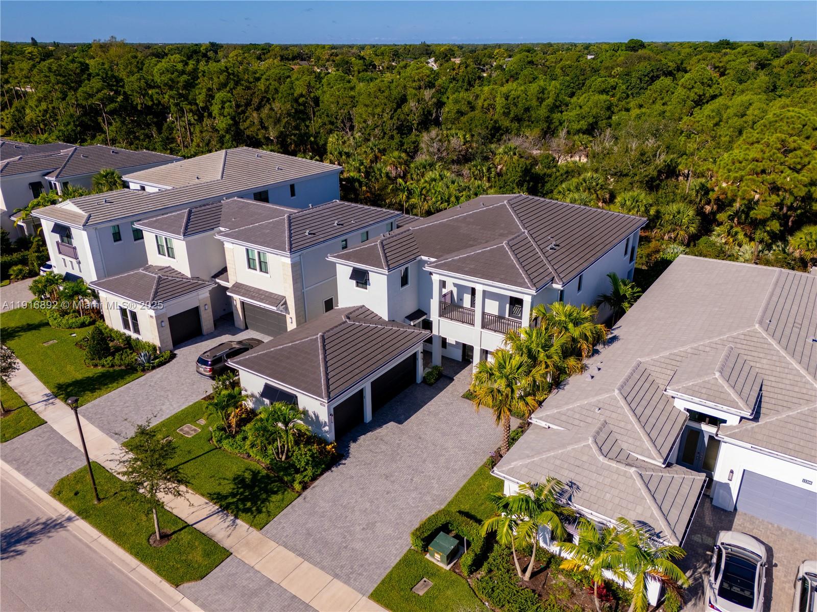 ARTISTRY REPLAT - Residential