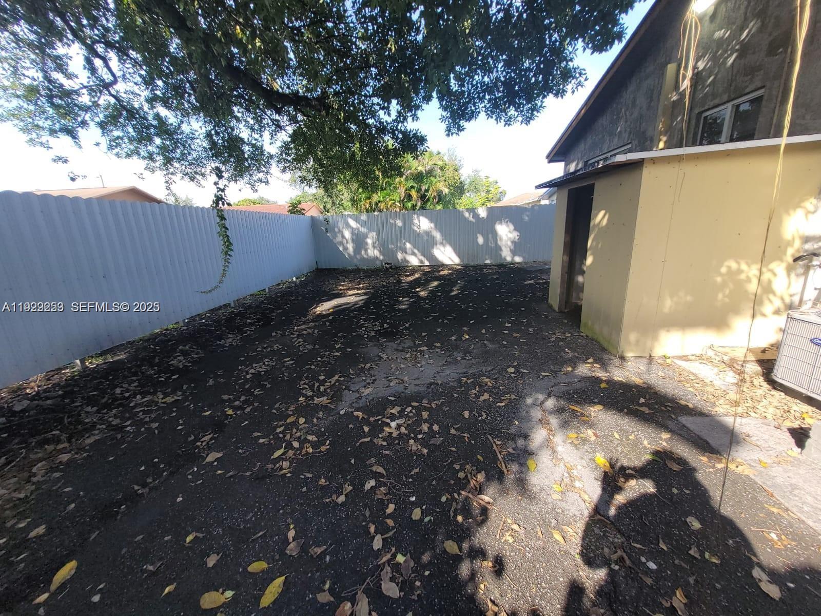 EARLINGTON HEIGHTS - Residential Income