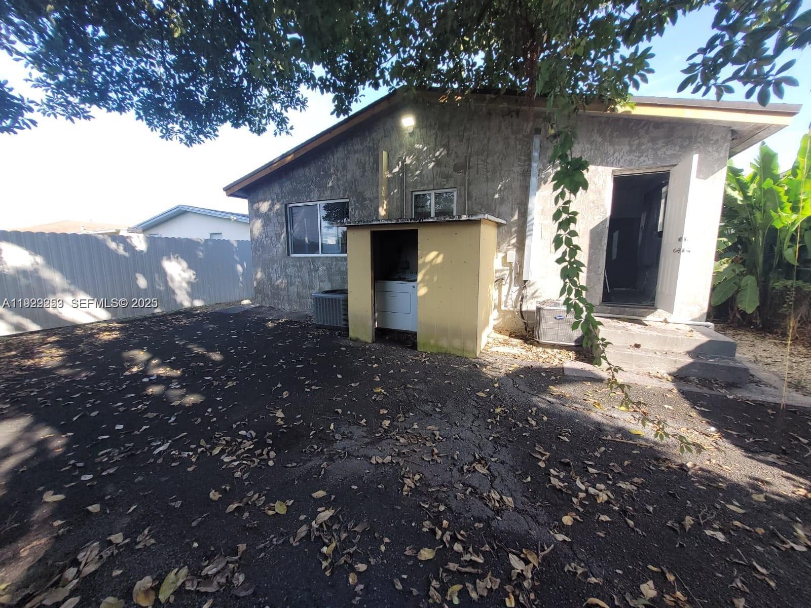 EARLINGTON HEIGHTS - Residential Income