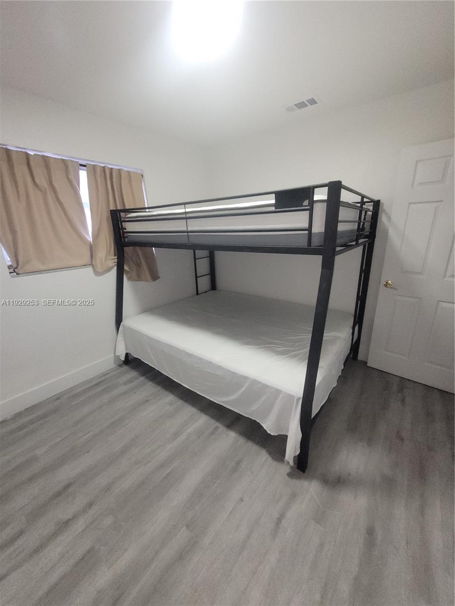 EARLINGTON HEIGHTS - Residential Income