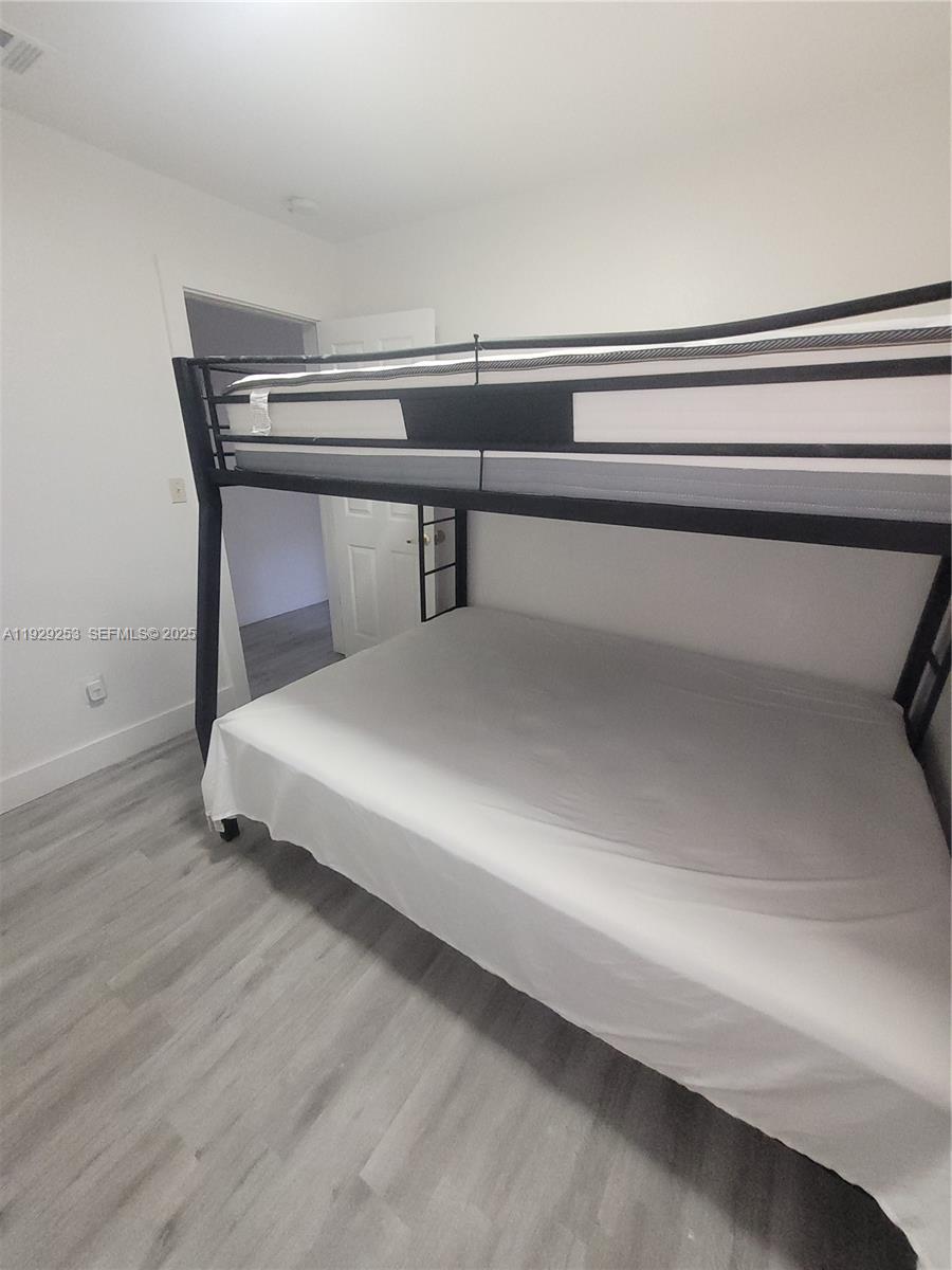 EARLINGTON HEIGHTS - Residential Income