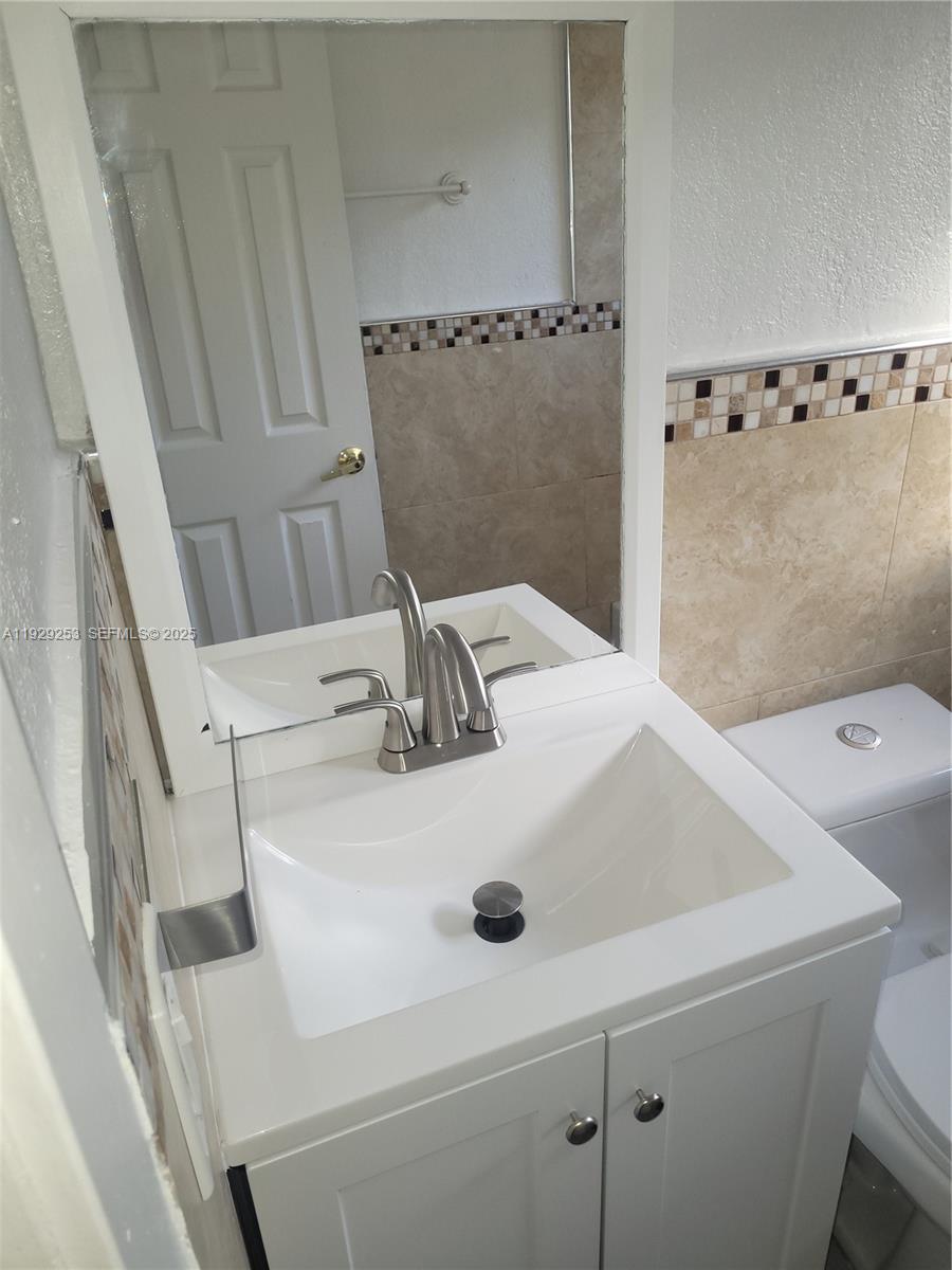 EARLINGTON HEIGHTS - Residential Income