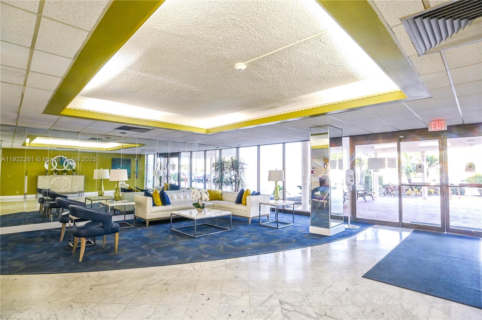 HILLCREST EAST NO 23 COND - Residential