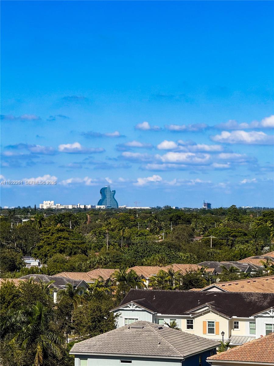 HILLCREST EAST NO 23 COND - Residential