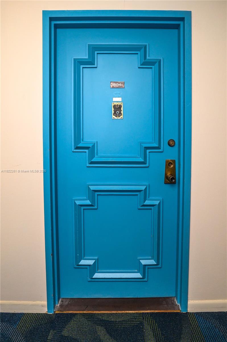 HILLCREST EAST NO 23 COND - Residential