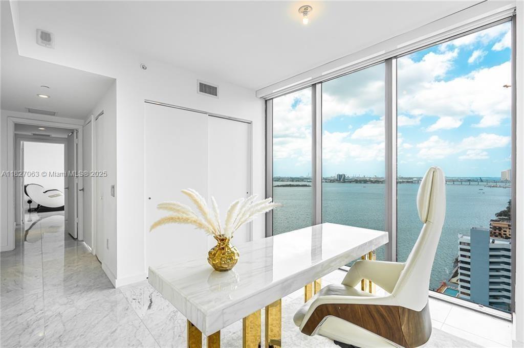 ONE PARAISO CONDO - Residential Lease