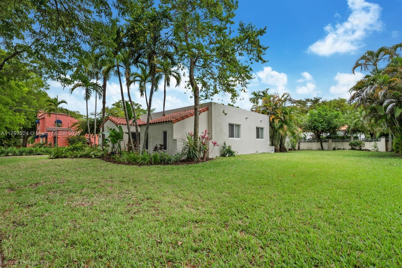 CORAL GABLES GRANADA SEC - Residential