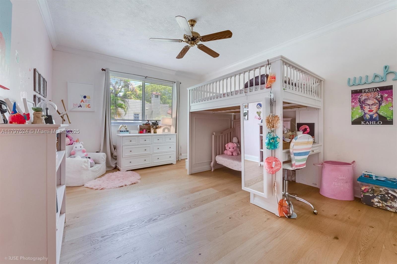 CORAL GABLES GRANADA SEC - Residential