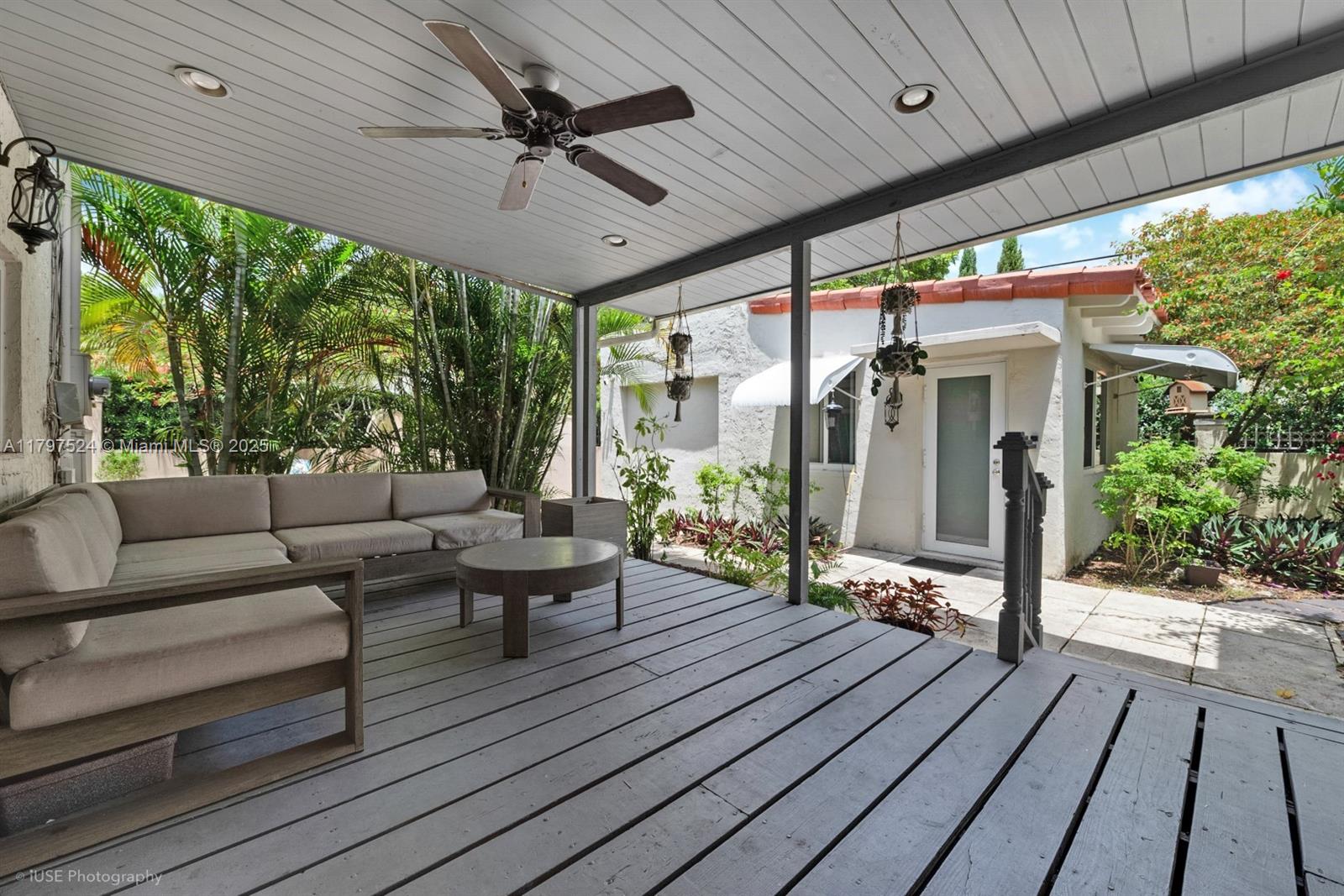 CORAL GABLES GRANADA SEC - Residential