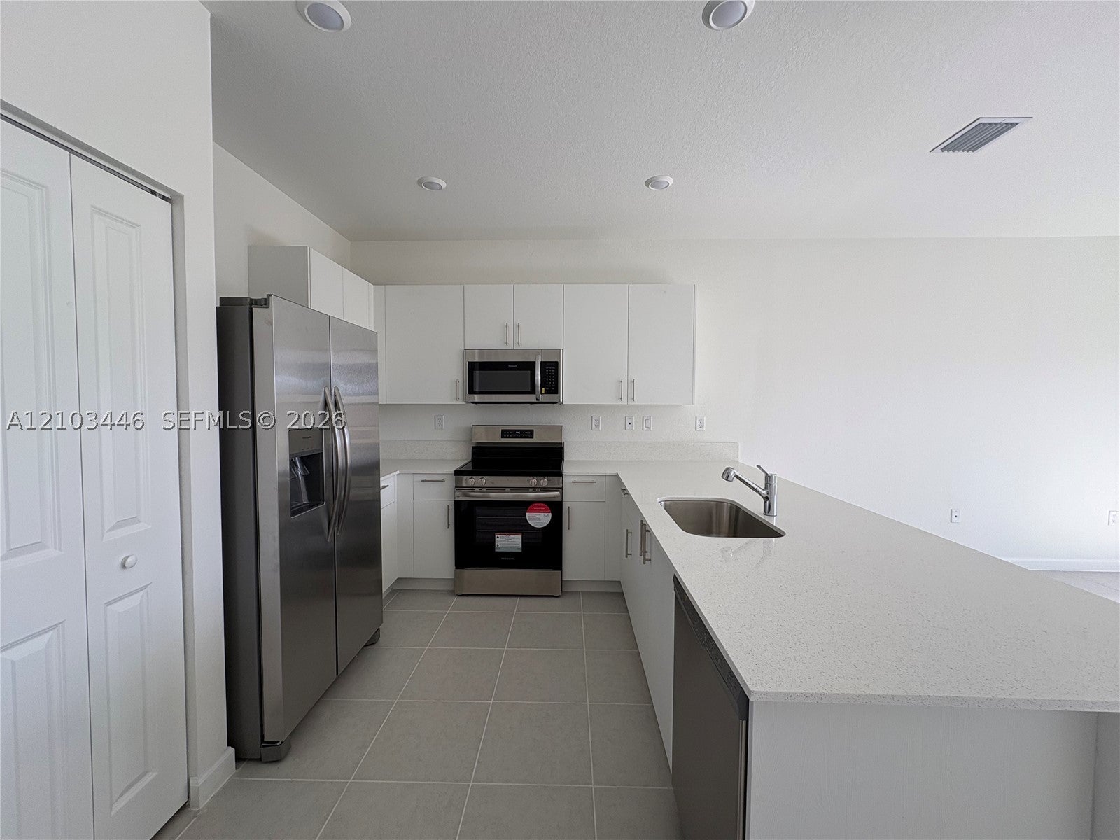 2558 SE 29th St 2558