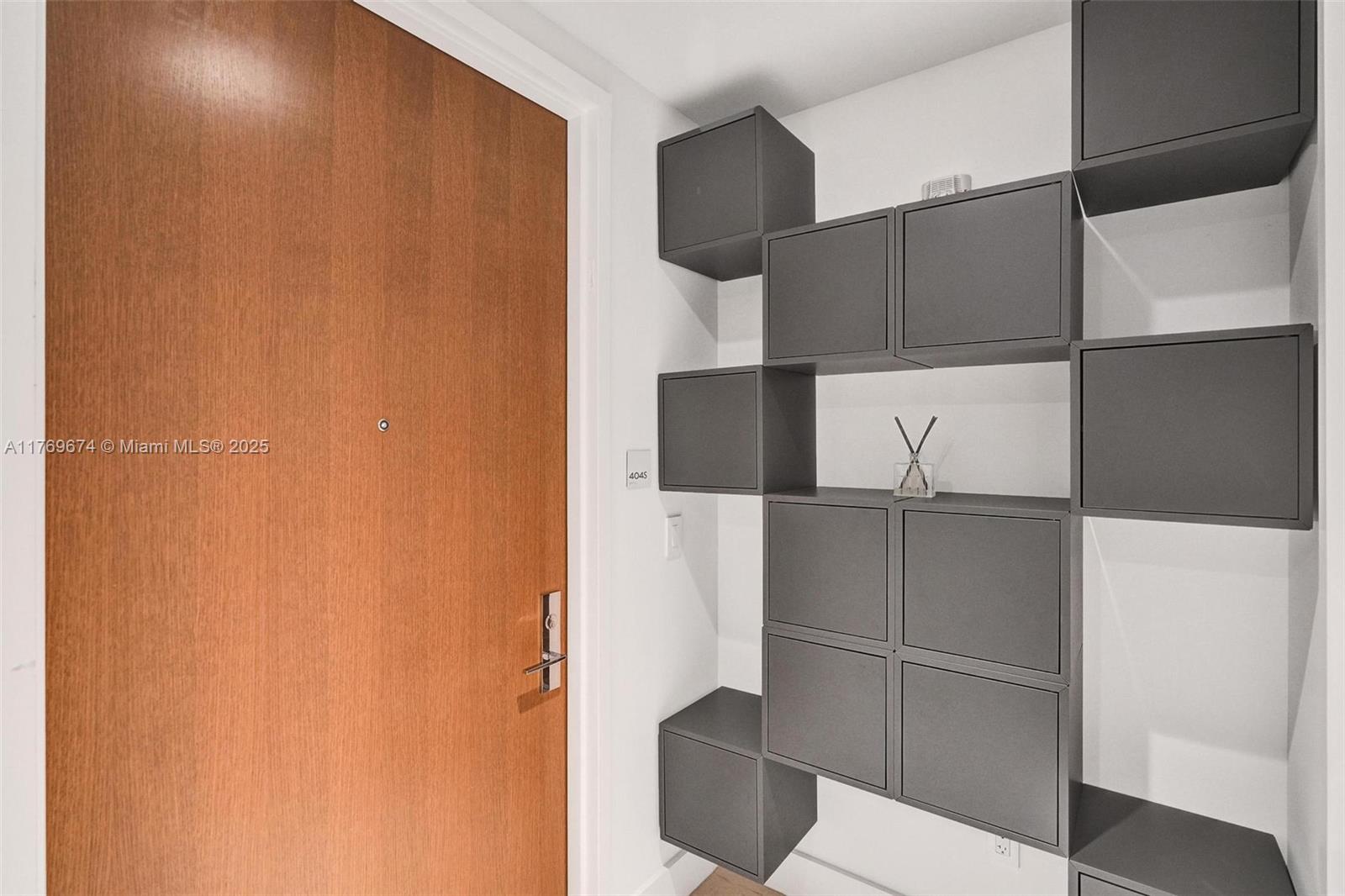 OCEANA BAL HARBOUR CONDO - Residential Lease