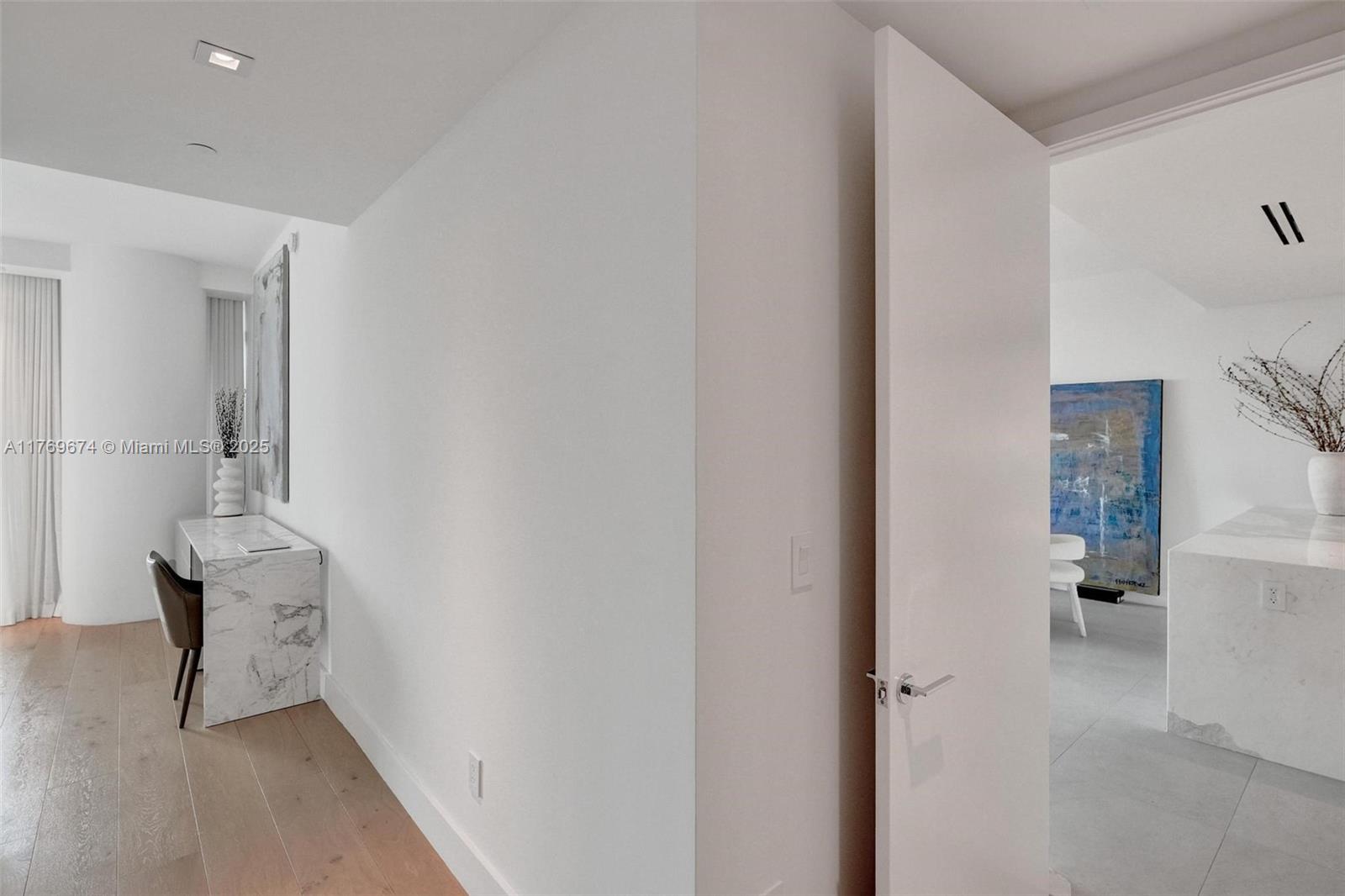 OCEANA BAL HARBOUR CONDO - Residential Lease