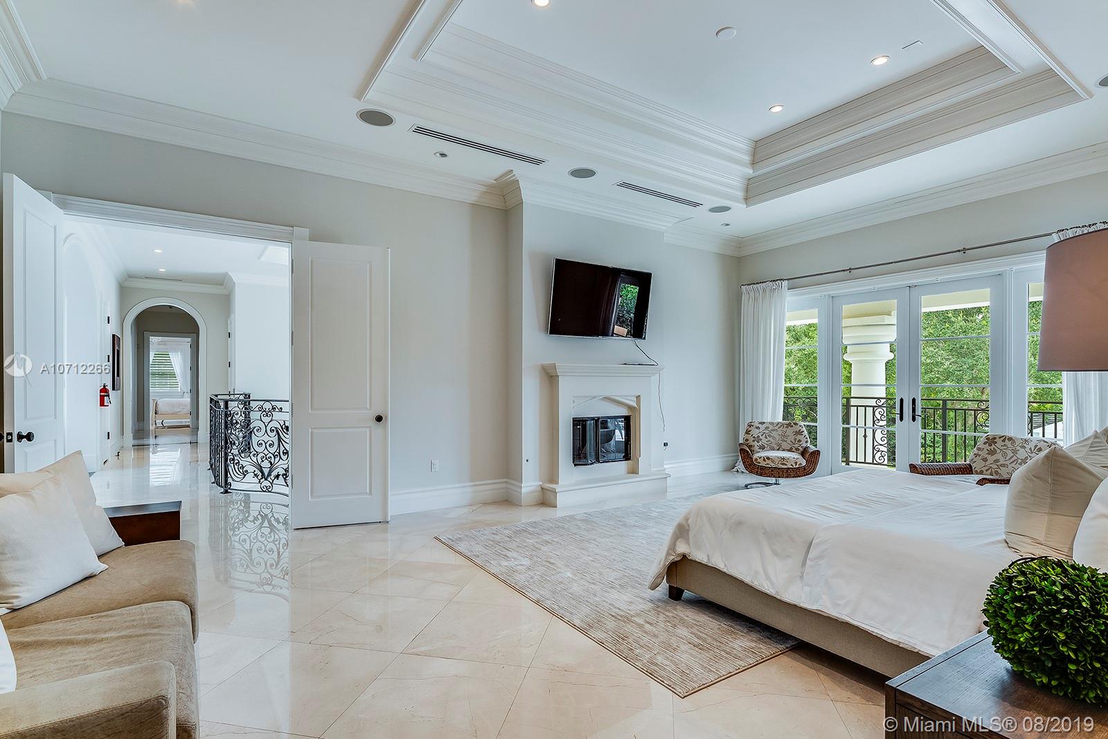 HELMS COUNTRY ESTATES ADD - Residential