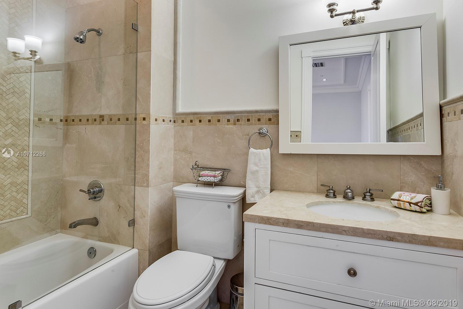 HELMS COUNTRY ESTATES ADD - Residential