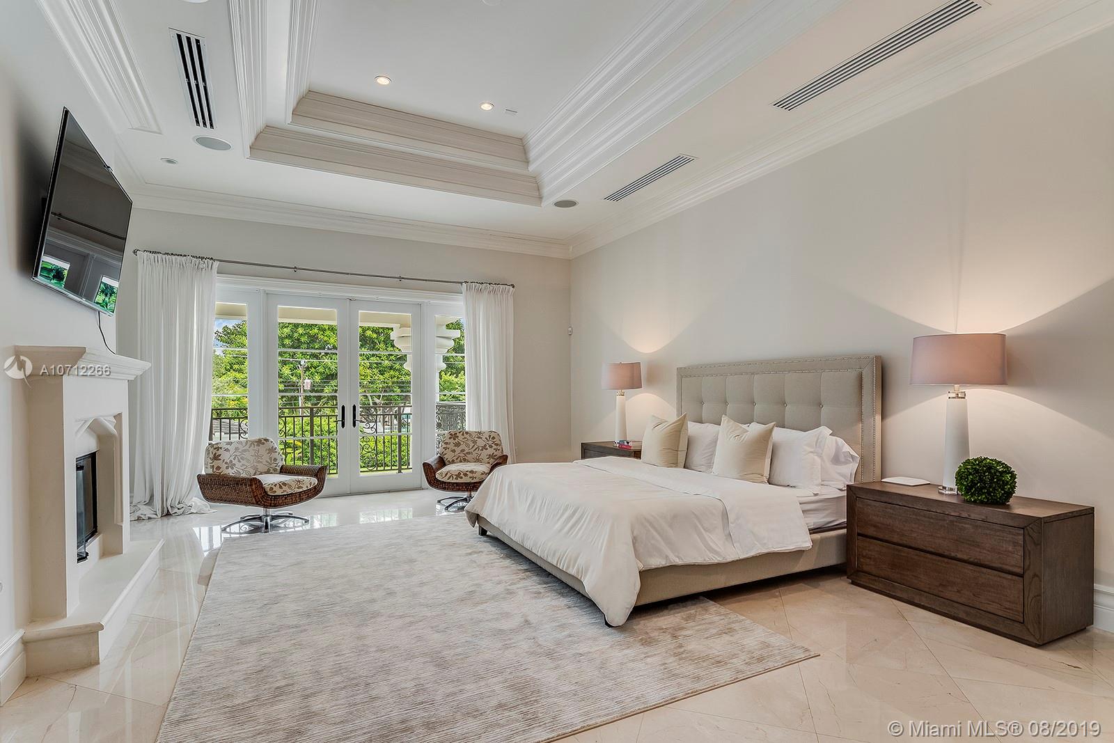 HELMS COUNTRY ESTATES ADD - Residential