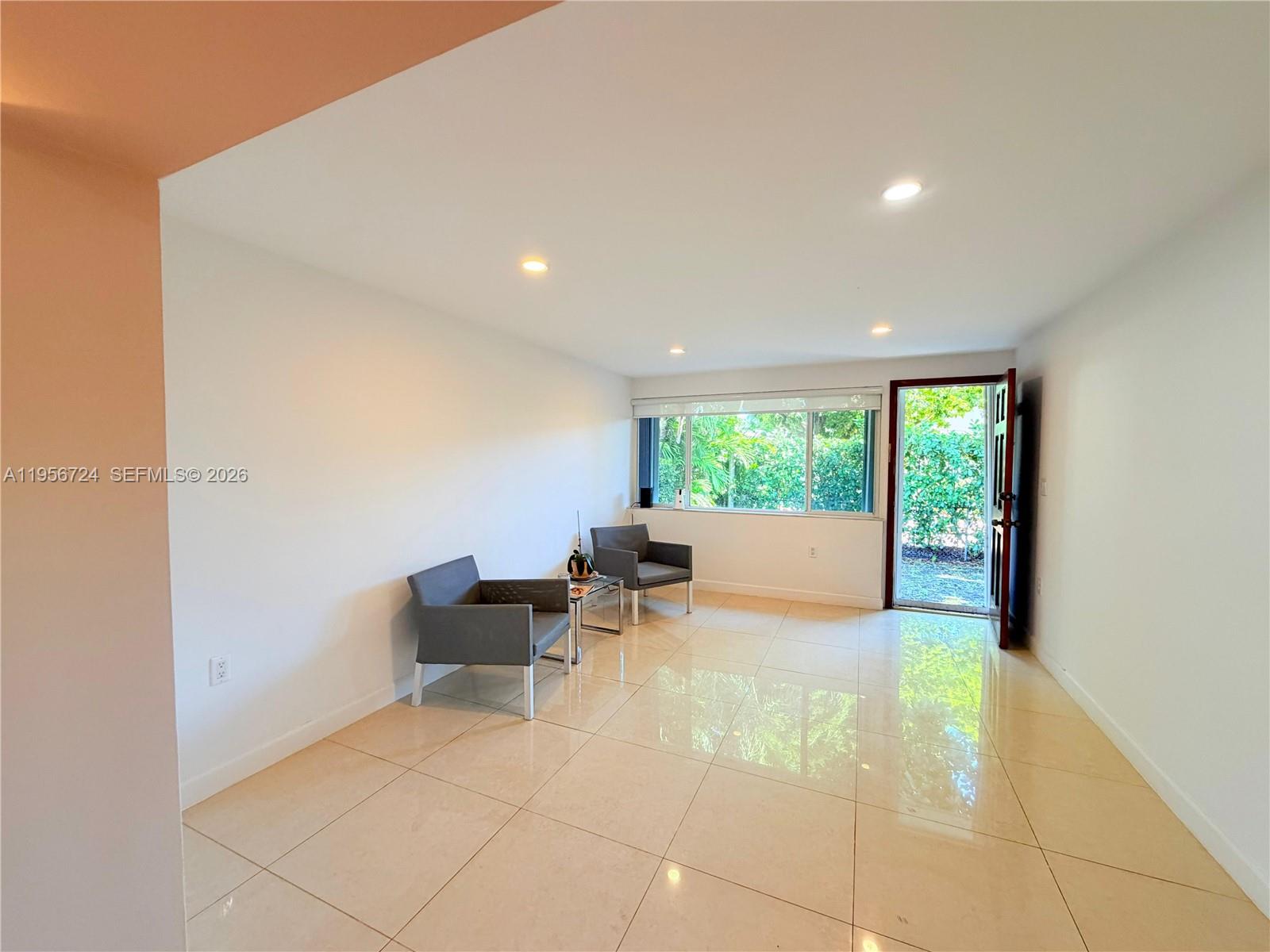 ALTOS DEL MAR NO 6 - Residential