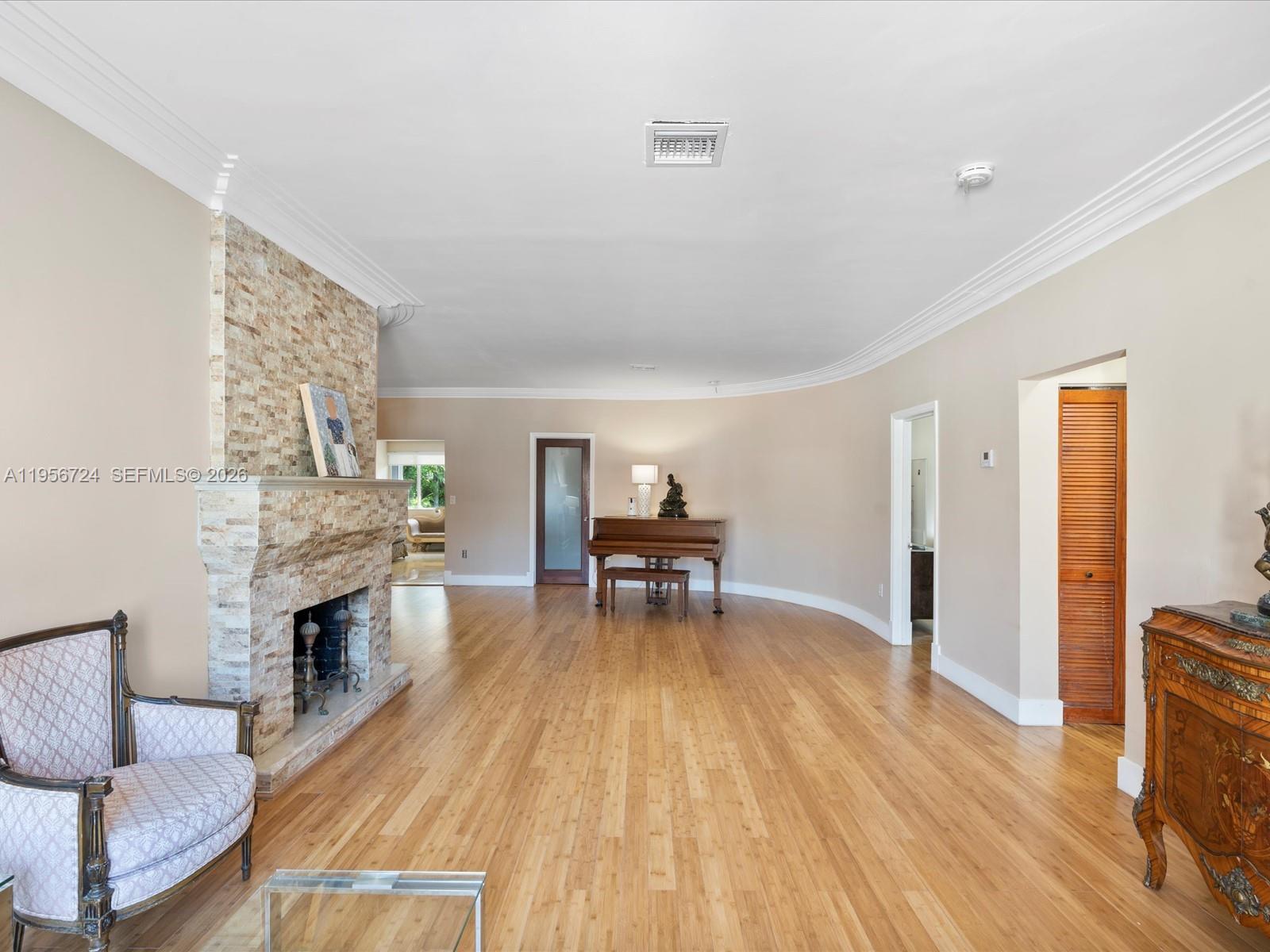 ALTOS DEL MAR NO 6 - Residential